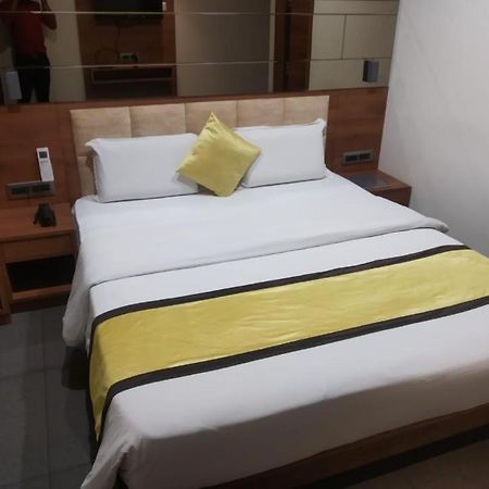 Hotel Avaante Ahmedabad Formerly Known As The Orchid Hotel Екстериор снимка