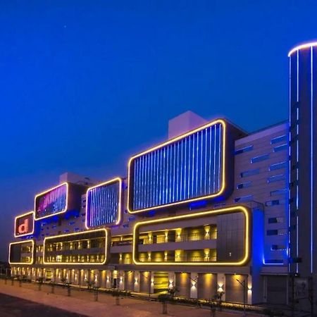 Hotel Avaante Ahmedabad Formerly Known As The Orchid Hotel Екстериор снимка