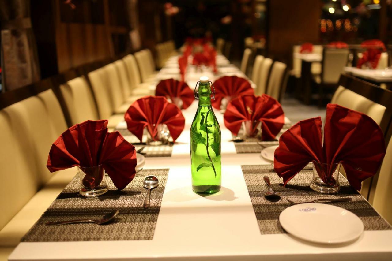 Hotel Avaante Ahmedabad Formerly Known As The Orchid Hotel Екстериор снимка