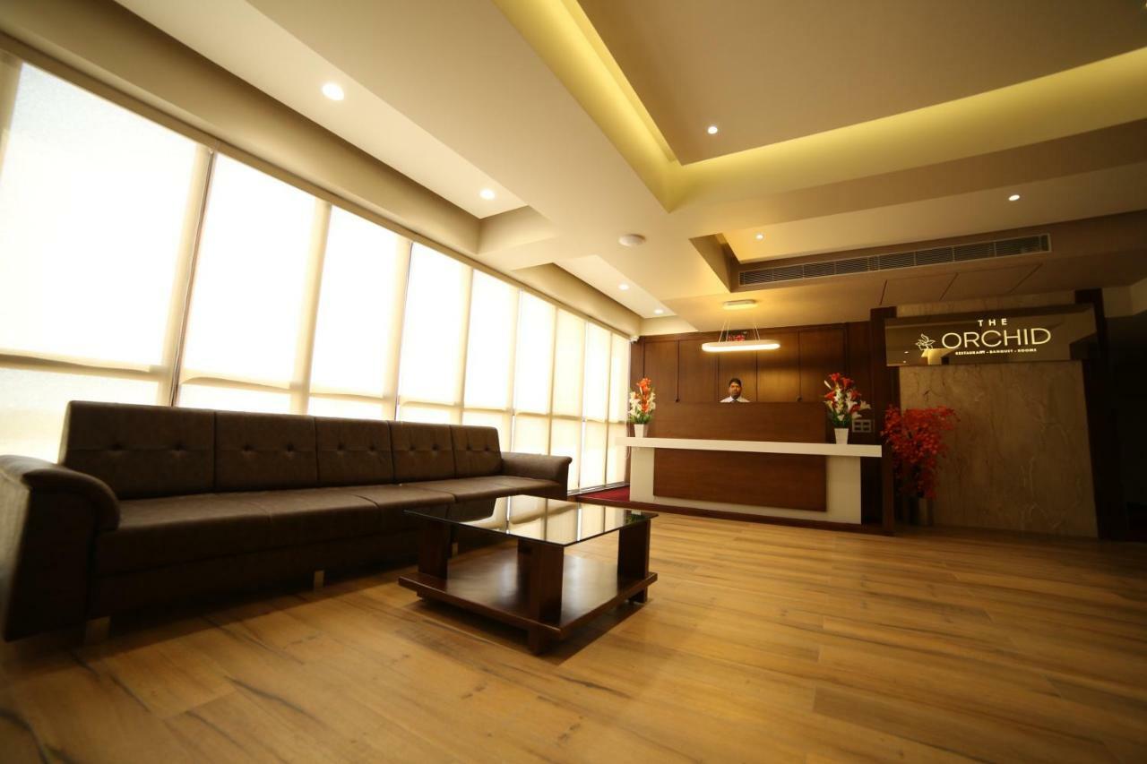 Hotel Avaante Ahmedabad Formerly Known As The Orchid Hotel Екстериор снимка